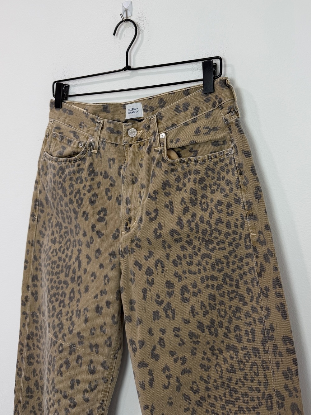 Citizens Of Humanity Miro Cheetah Print Barrel Jeans Tan Black NWOT 27 - Picture 4 of 9